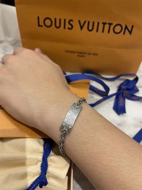 กําไลข้อมือผู้ชาย louis vuitton|louis vuitton.